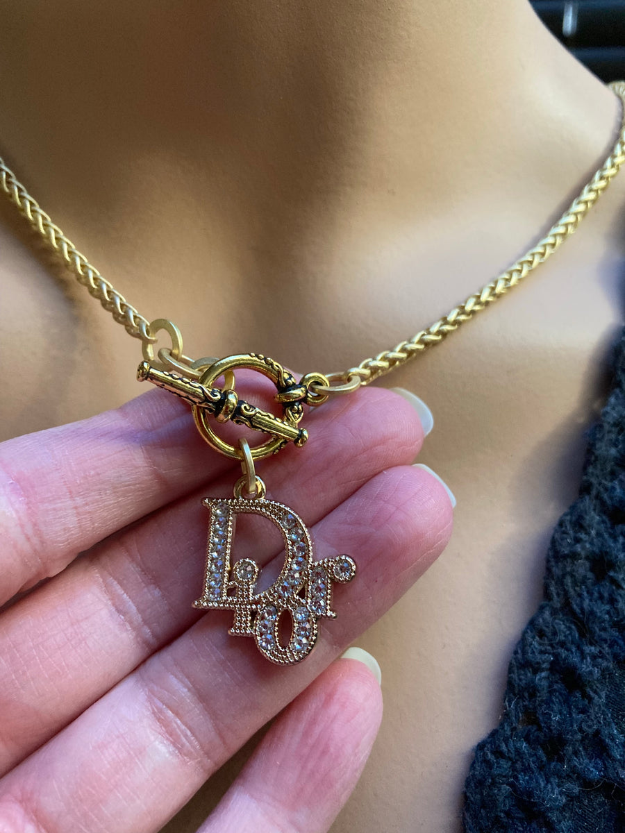 Dior shiny d necklace discount