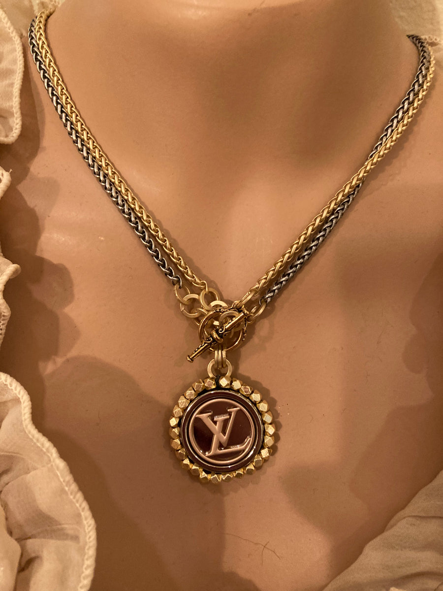 Louis Vuitton, Jewelry, Louis Vuitton Button Authentic