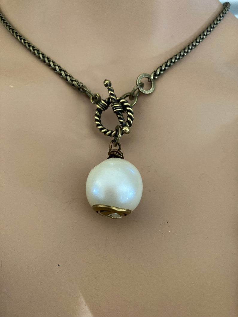 GG Pearl Necklace